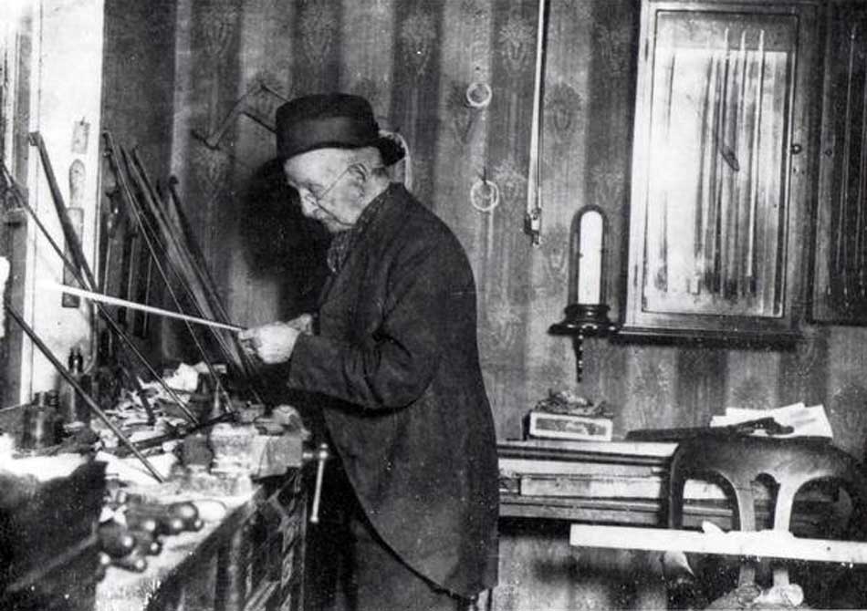 No enlargement available